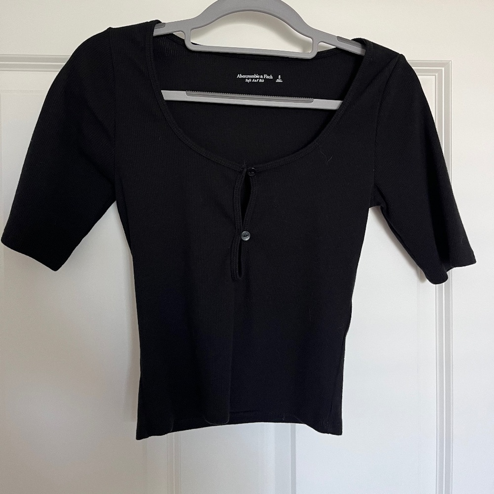 Abercrombie and Fitch Womens Black Short Sleeve Shirt Small